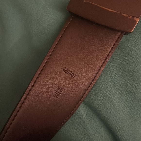 COPY - COPY - Men’s Louis Vuitton belt (brown) STILL AVAILABLE - Picture 2 of 9